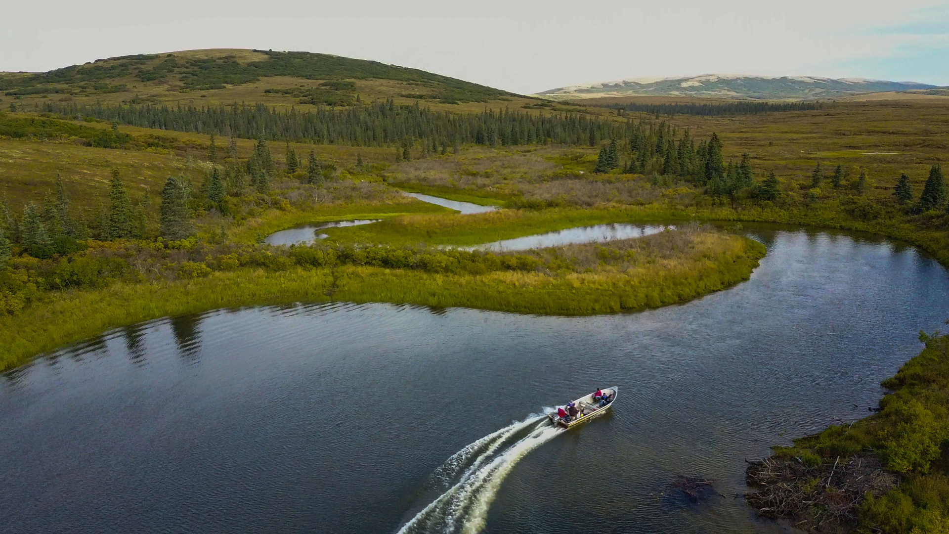 Yukon Delta Im Sommer benutzen die Yupiks vor allem Boote